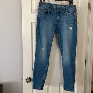 Calvin Klein stretch dropped denim legging.